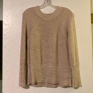 Universal thread crew neck sweater